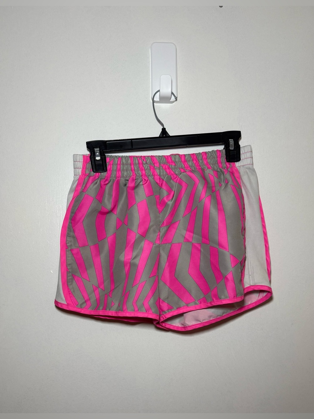 Danskin Women's Pink Gray Athletic Shorts Geometric Mesh Lined Drawstring Size S